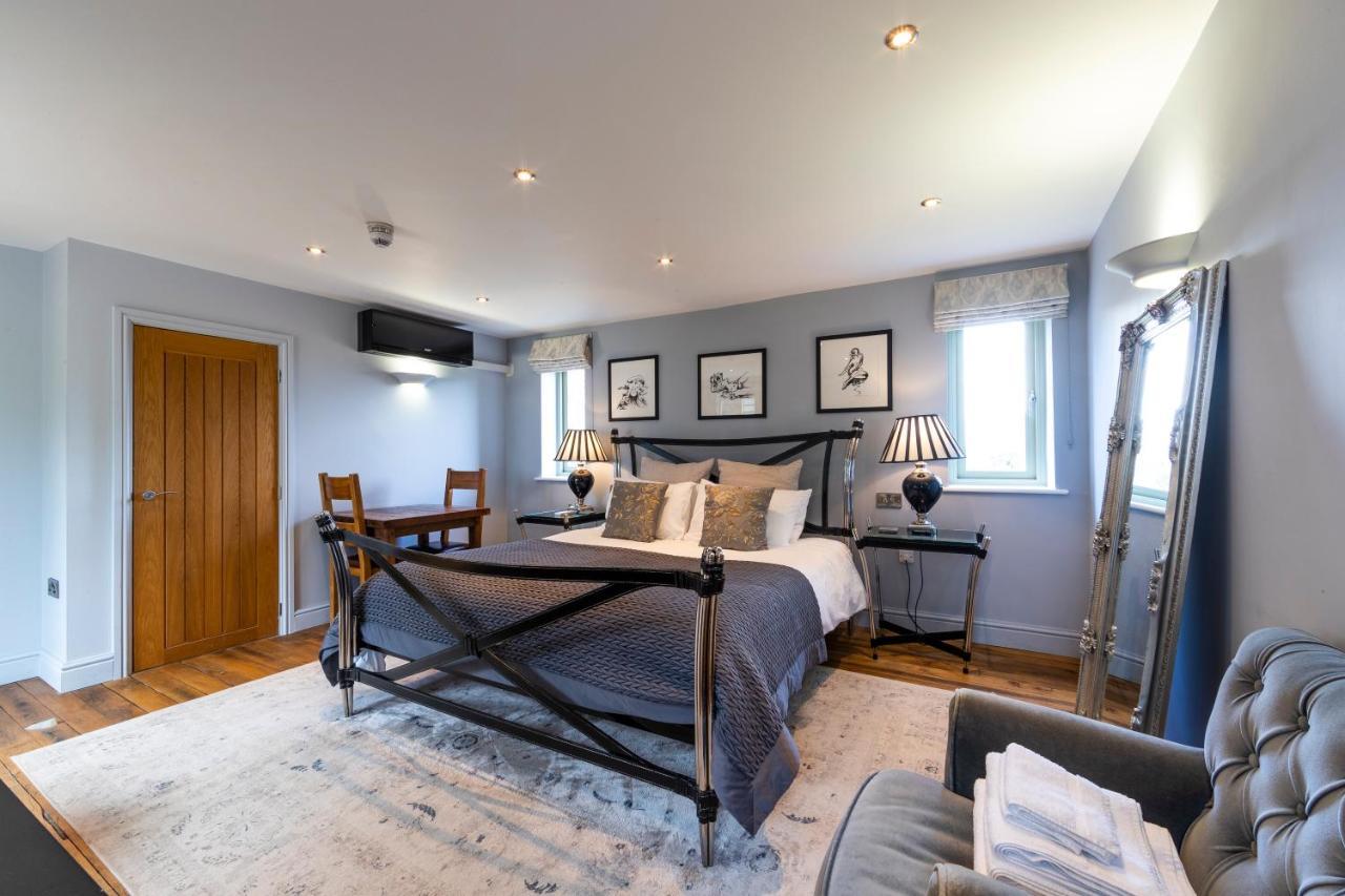 Eagle Mill Luxury Rooms Хантингдон Номер фото